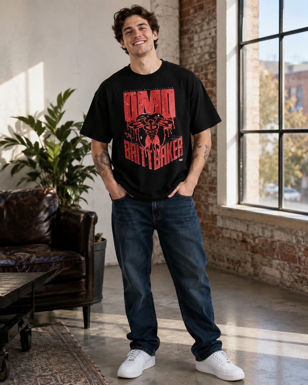 AEW T-Shirt Mens Large Black Dr‎ Britt Baker DMD Graphic Tee Wrestling Tultex